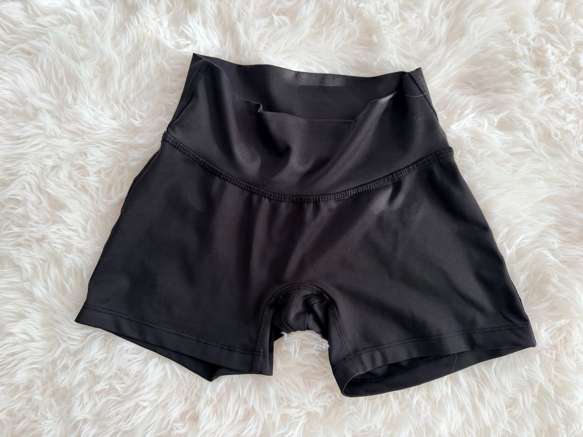 Prismsport X Urban Outfitters Shorty Short Black Xs